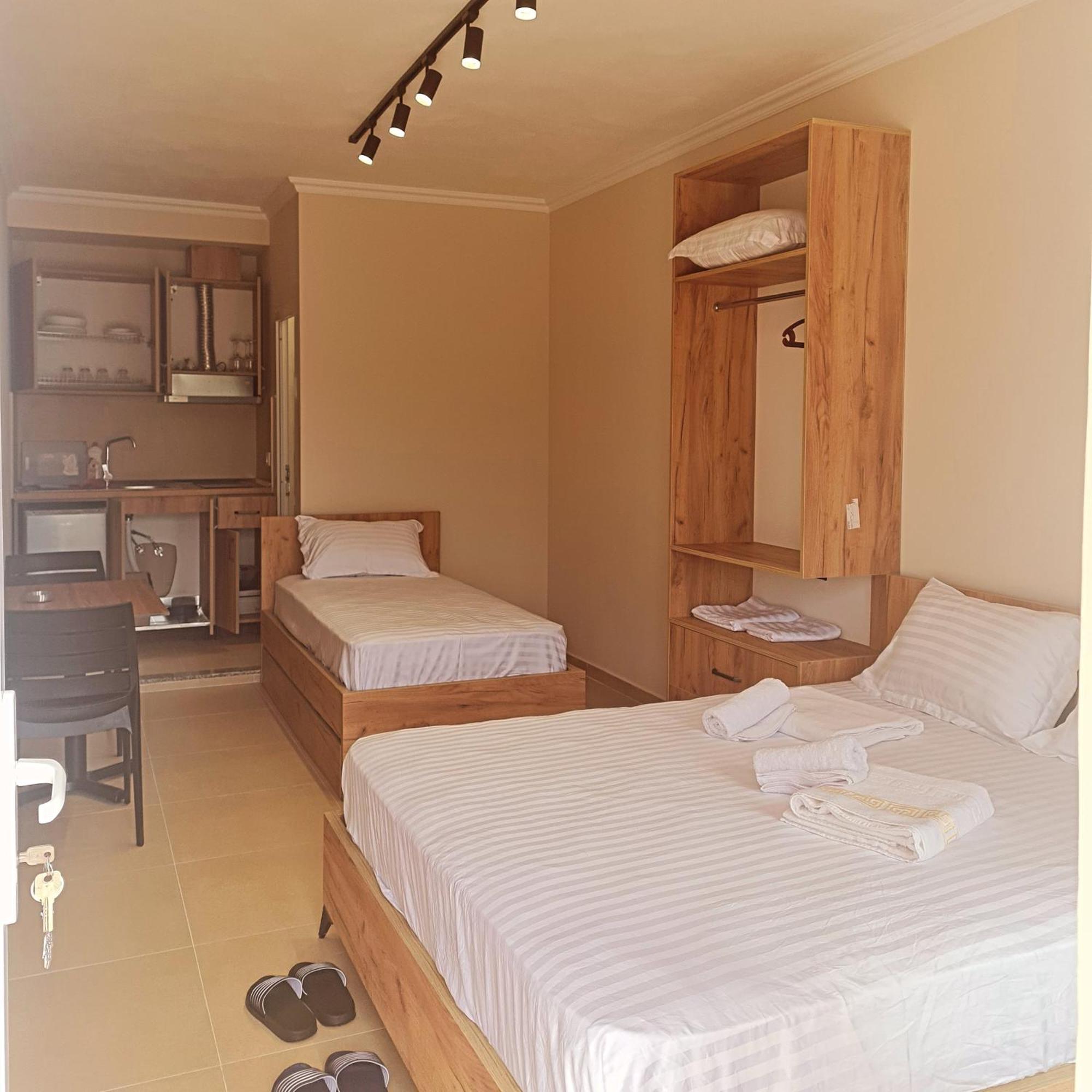 דורס Sol Apartments Gjiri Lalzit מראה חיצוני תמונה