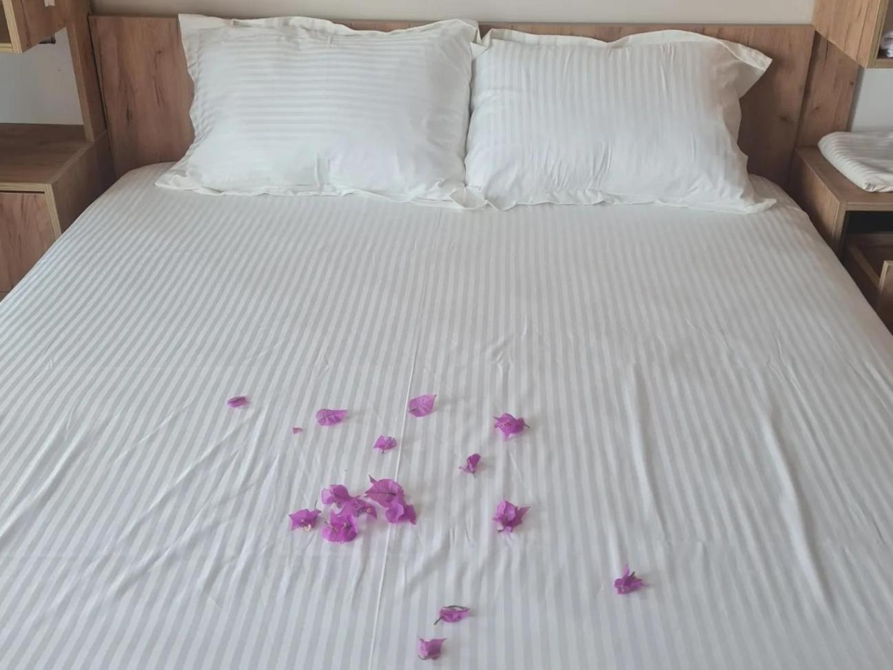 דורס Sol Apartments Gjiri Lalzit מראה חיצוני תמונה
