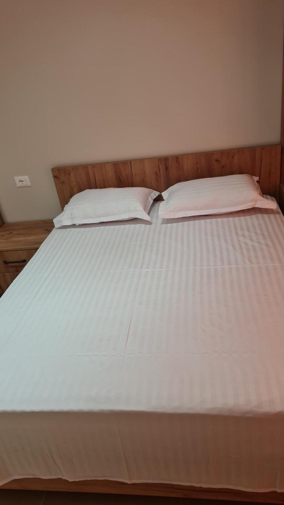 דורס Sol Apartments Gjiri Lalzit מראה חיצוני תמונה